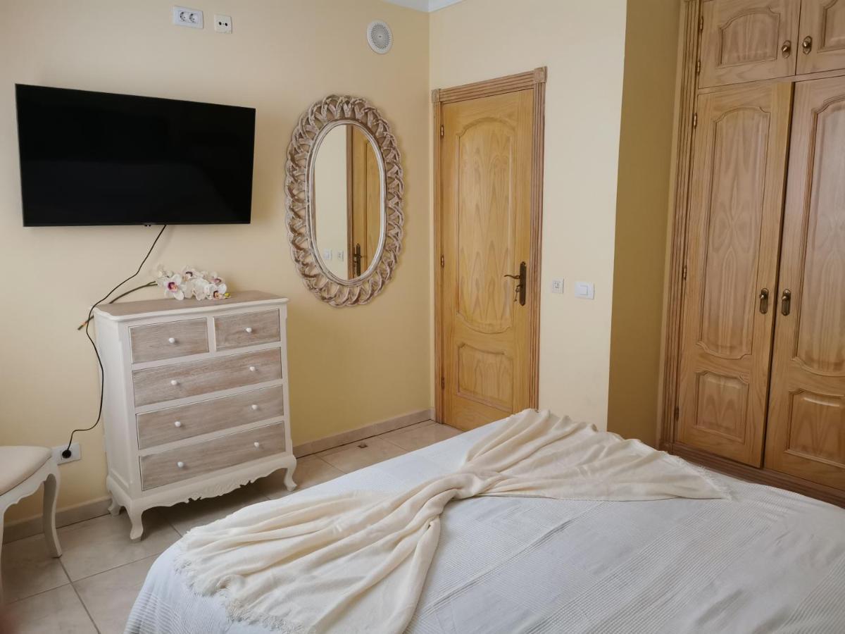פוארטו דה סנטיאגו Villa Alexander מראה חיצוני תמונה